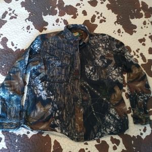 Women's Cabela's hunting shirt